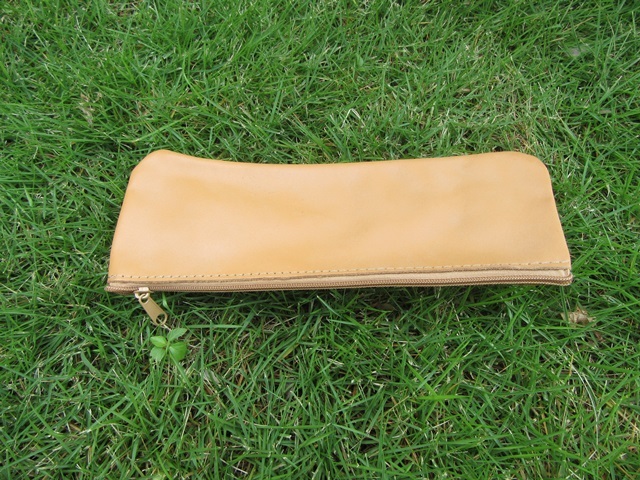 12Pcs Coffee Color Leatherette Pencil Case Zipper Pen Bags 12Pcs Coffee Color Leatherette Pencil Case Zipper Pen Bags
