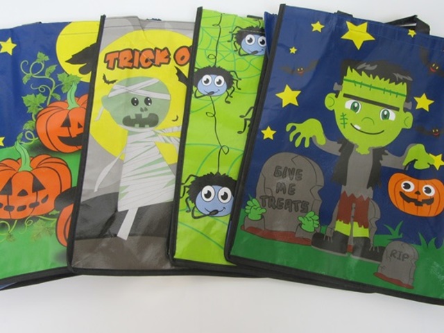 24Pcs Non-woven Halloween Trick or Treat Bag Mixed - Click Image to Close