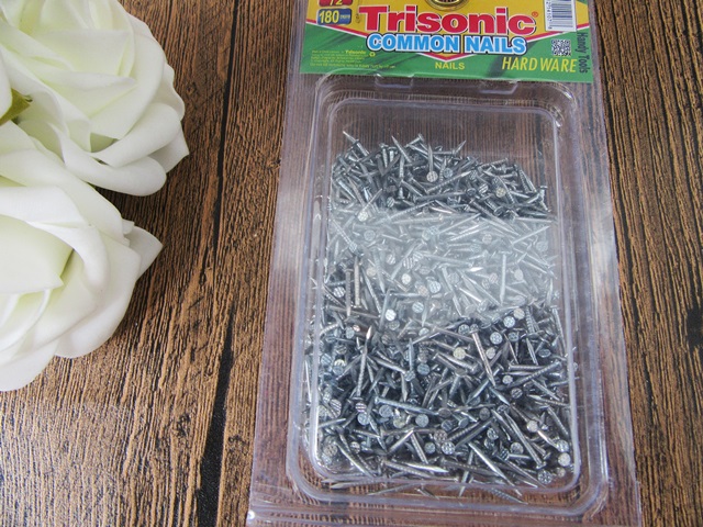 6Packets x 1100Pcs Common Nails Hard Ware 1/2 inch 6Packets x 1100Pcs Common Nails Hard Ware 1/2 inch