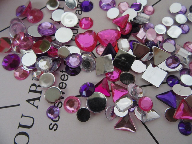 4Boxes x 304Pcs Pink Purple Flatback Rhinestones Retail Package 4Boxes x 304Pcs Pink Purple Flatback Rhinestones Retail Package