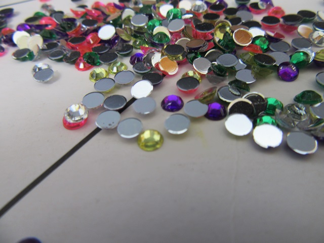 520Grams Boxed Acrylic Flatback Rhinestones Retails Package - Click Image to Close
