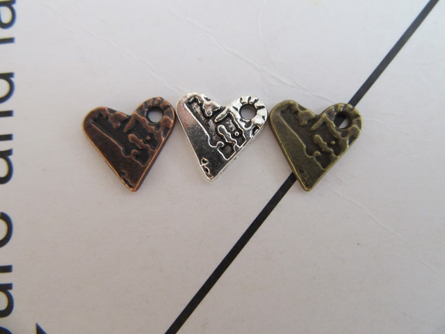 200Pcs Alloy Flat Heart Beads Charms Pendants Assorted Wholesale