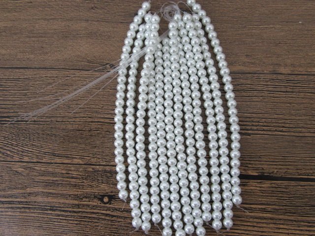 12Strands X 25Pcs White Glass Pearl Beads 8mm Dia. 12Strands X 25Pcs White Glass Pearl Beads 8mm Dia.