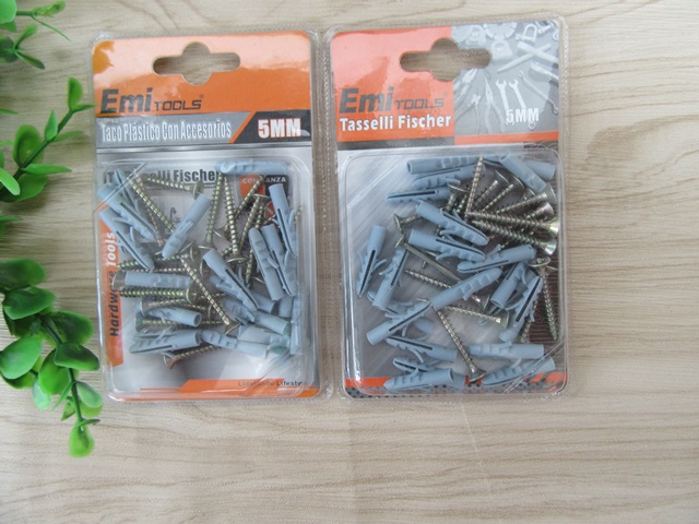 12Pkts X 20Pcs Plastic Rawl with Accessories Wall Plugs 5mm 12Pkts X 20Pcs Plastic Rawl with Accessories Wall Plugs 5mm