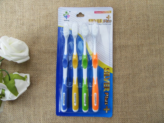 6Sheets X 4Pcs Clean Toothbrushes Mixed Color for Adults - Click Image to Close