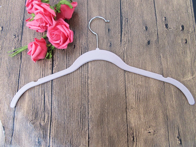 10Pcs Velvet Cover Skidproof Clothes Coat Hangers - Click Image to Close
