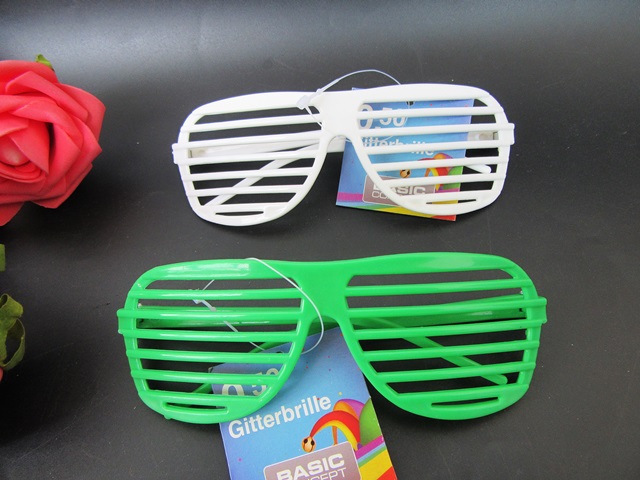 12 Funny Glasses Shutter Shades Sunglasses toy-p-zxch61 - Click Image to Close
