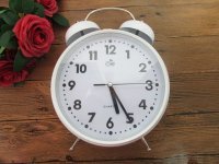 1X Gaint White Classic Bedside Clock Alarm Clock 1X Gaint White Classic Bedside Clock Alarm Clock