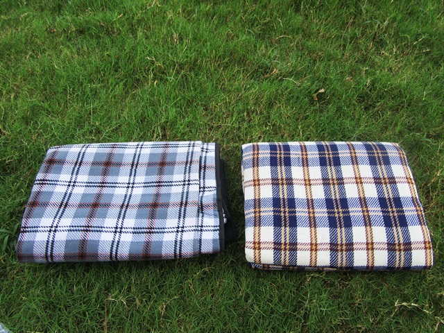 1X Camping Blanket Picnic Beach Mat Waterproof Moisture-Resistan - Click Image to Close