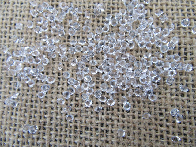 4Pkts x 1800Pcs White Confetti Table Scatter Wedding Favor 4mm 4Pkts x 1800Pcs White Confetti Table Scatter Wedding Favor 4mm