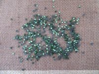 7500Pcs Green Round Facted Flatback Rhinestone 3mm Dia.