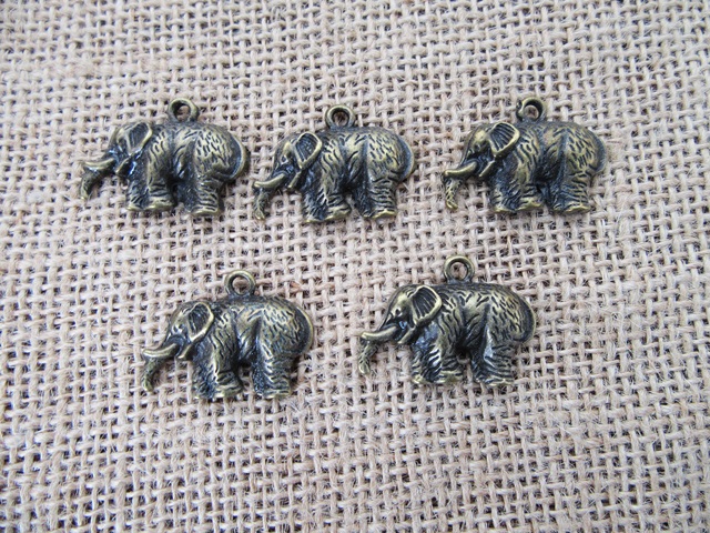 100Pcs Elephant Beads Pendants Charms Jewelry Finding 28x16x4mm - Click Image to Close