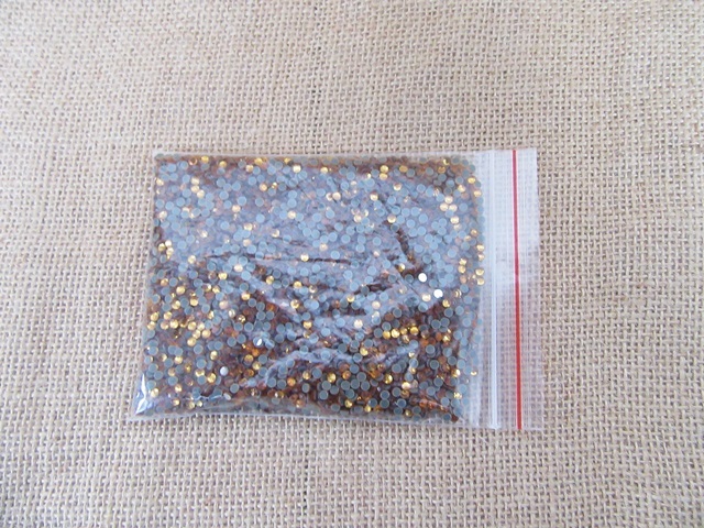 7500Pcs Golden Round Facted Flatback Rhinestone 3mm Dia. 7500Pcs Golden Round Facted Flatback Rhinestone 3mm Dia.