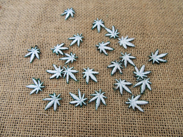 5Packs X 50Pcs White Maple Leaf Clothes Stickers Patch Sewing - Click Image to Close