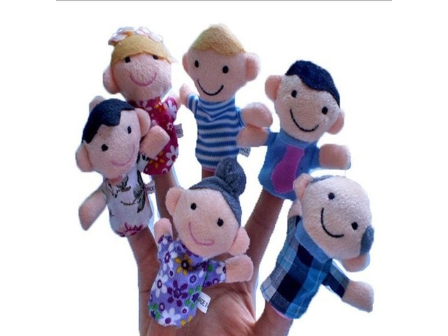 6 Lovely Family Finger Puppet Dolls Educational Hand Toy Family - Click Image to Close