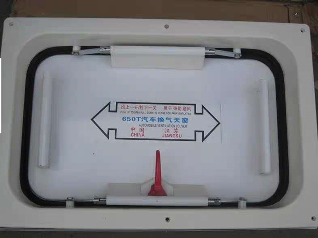 1X Horse Float Roof Large White Pop Up Push Roof Air Vent Traile