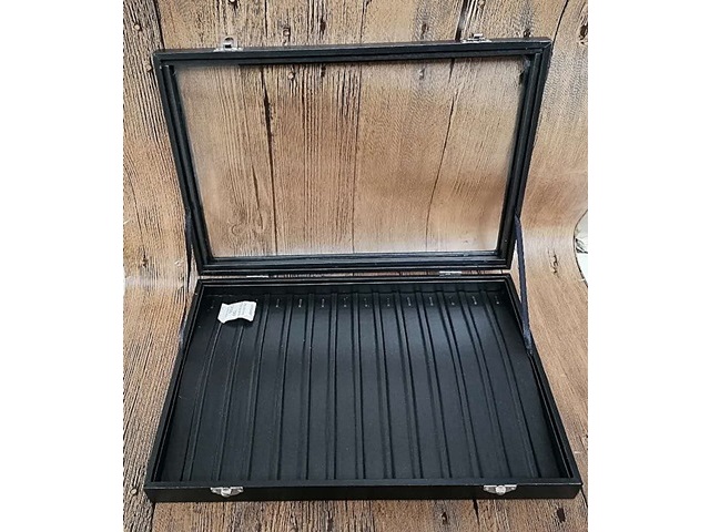 1Pc 14 Slots Necklace Display Case Jewelry Holder dis-n-ch103 1Pc 14 Slots Necklace Display Case Jewelry Holder dis-n-ch103