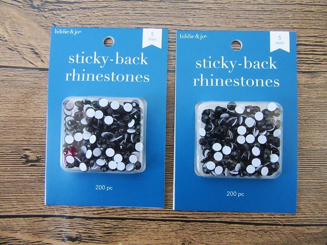 12Sheet x 200Pcs Black Sticky Back Rhinestones 5mm Retail 12Sheet x 200Pcs Black Sticky Back Rhinestones 5mm Retail