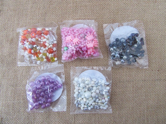 12Pkts X 8Grams Beads Assorted for Jewellery Making - Click Image to Close