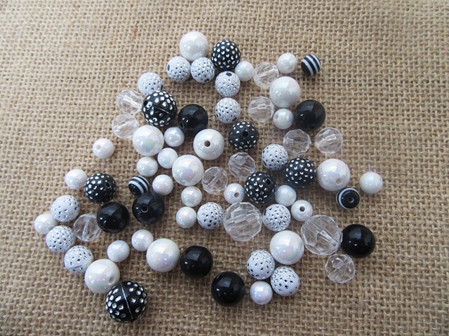 140Grams White & Black Crafts Beads Loose Beads Retail 140Grams White & Black Crafts Beads Loose Beads Retail
