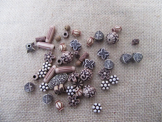 170Grams Old World Loose Beads for Craft Jewellery Making Assort - Click Image to Close