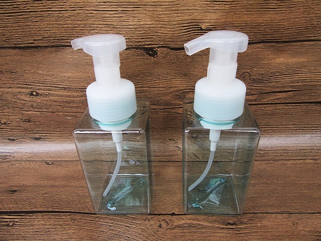 4Pcs Blue Comestic Shampoo Lotion Refill Press Bottle 460ml 4Pcs Blue Comestic Shampoo Lotion Refill Press Bottle 460ml
