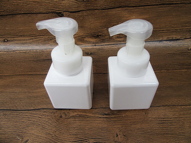 6Pcs White Comestic Shampoo Lotion Refill Press Bottle 250ml - Click Image to Close