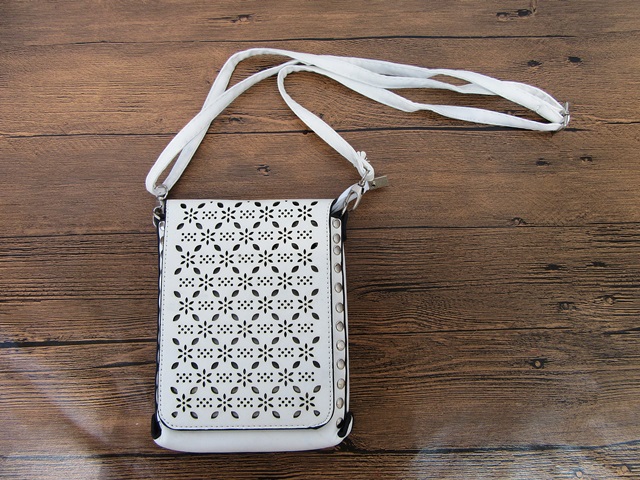 1X White Pouch Bag Mobile Phone Bag Crossbody Purse Wallet Shoul - Click Image to Close