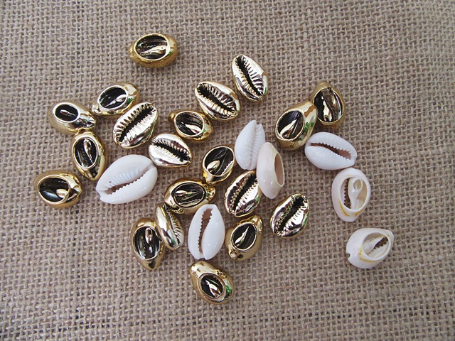 100Pcs Natural & Golden Shell Pendants Beads Wedding Decoration - Click Image to Close