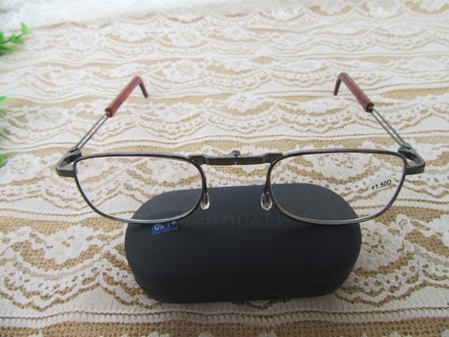 1Pc Clear Folding Foldable Reading Glasses 150+ with Case 1Pc Clear Folding Foldable Reading Glasses 150+ with Case