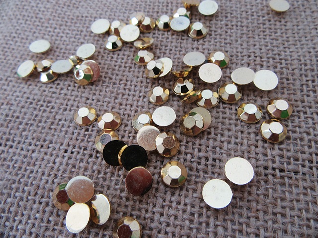 12Sheets x 120Pcs Golden Flatback Acrylic Gemstones Rhinestones 12Sheets x 120Pcs Golden Flatback Acrylic Gemstones Rhinestones