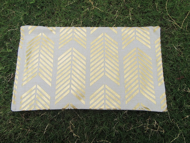 2Pcs Oblong Linen Hemp Cushion Covers Throw Pillow Cases 48x28cm - Click Image to Close