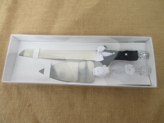 1X Wedding Cake Knife & Serving Set - Bride&Groom Gift Boxed 1X Wedding Cake Knife & Serving Set - Bride&Groom Gift Boxed