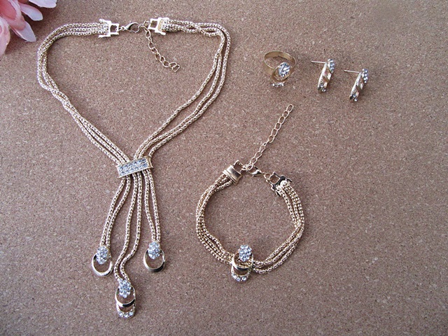 1Set Necklace Bracelet with Matchable Earring and Ring Jewelry S - Click Image to Close