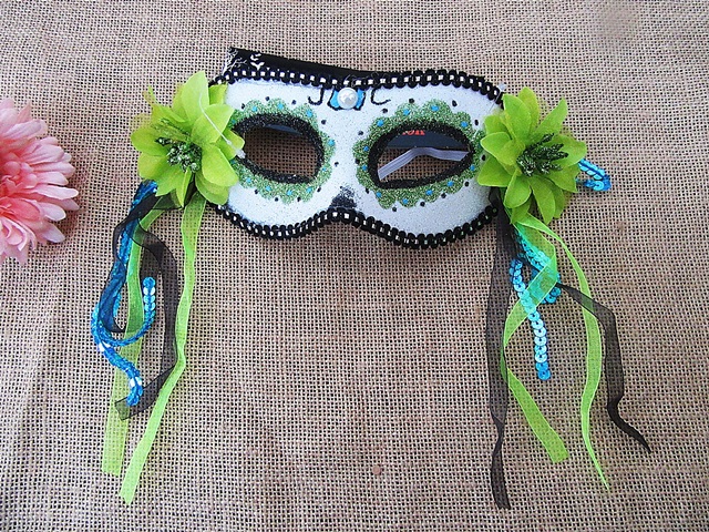 2x4Pcs Masquerade Ball Eye Mask Pretend Party Favor Assorted - Click Image to Close