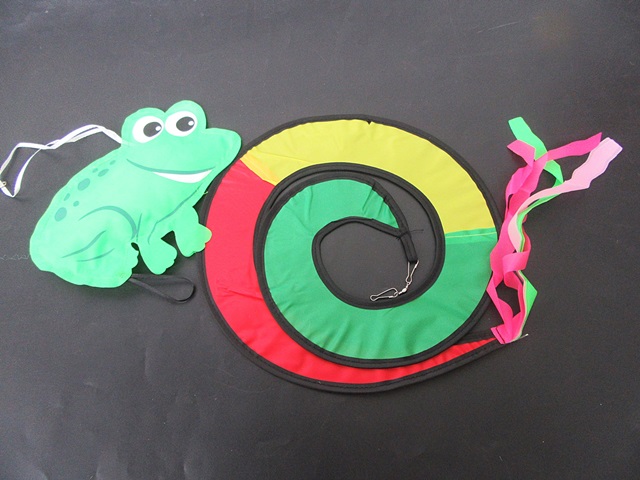 6Pcs Toucans Bee Frog Etc Spiral Wind Sock Spinner Twister Decor - Click Image to Close