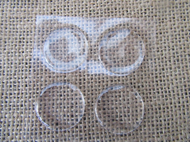 96Pcs Clear Round Plastic Adhensive Magnifying Cabochon Tiles - Click Image to Close