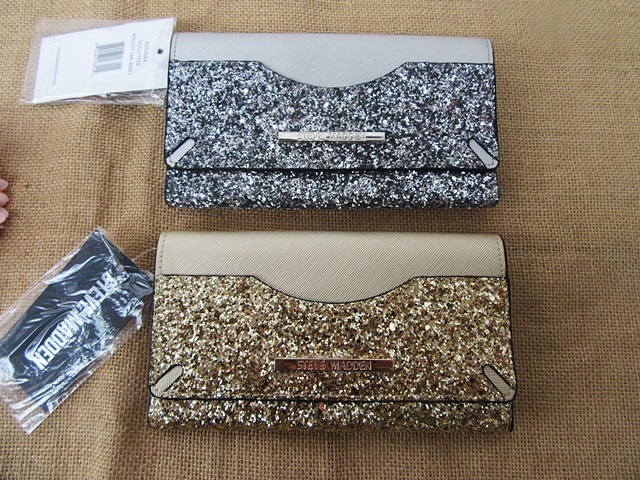 1Pc Shiny Leatherette Card Bag with Button Purse Wallet 20cm 1Pc Shiny Leatherette Card Bag with Button Purse Wallet 20cm