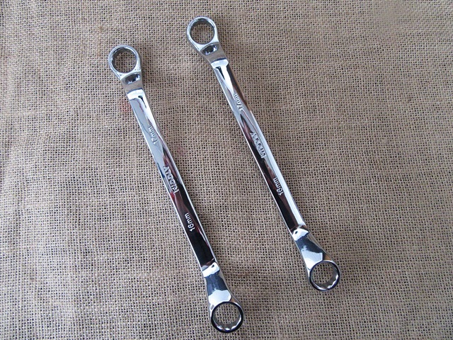 2Pcs Ratchet Spanner Wrench Set Double Ended Box 16/17mm 2Pcs Ratchet Spanner Wrench Set Double Ended Box 16/17mm