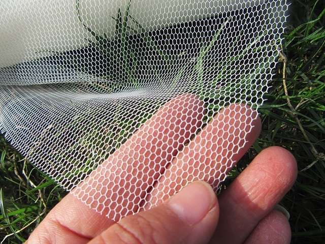 1Roll x 18Yards White Nylon Mesh Plant Protect or Tulle Wedding 1Roll x 18Yards White Nylon Mesh Plant Protect or Tulle Wedding