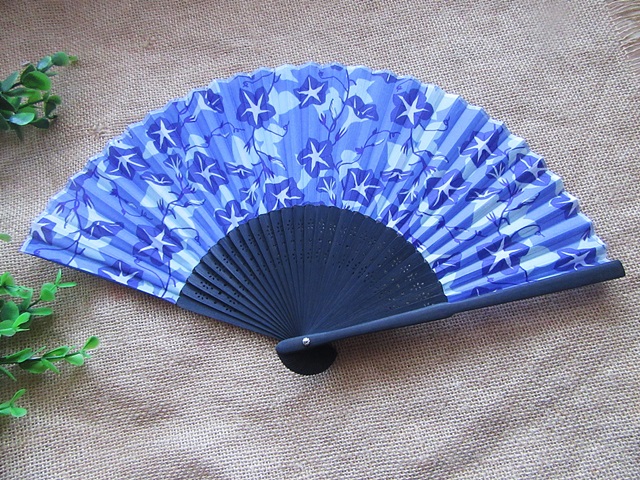 10Pcs New Silk Cloth Flower Etc Printed Folding Hand Fans - Click Image to Close