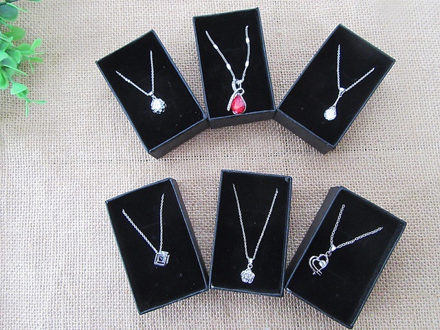 6Pcs Fashion Trend Necklace with Charms Retail Package 6Pcs Fashion Trend Necklace with Charms Retail Package