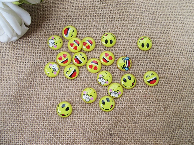 300Pcs Emoticon Round Glass Magnifying Cabochon Tiles Beads 300Pcs Emoticon Round Glass Magnifying Cabochon Tiles Beads