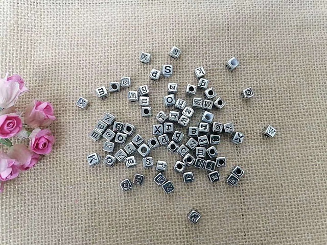 250g (900Pcs) Silvery Alphabet Letter Cube Beads 7x7mm - Click Image to Close