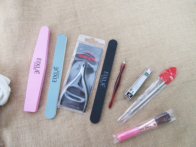 1Set 8Pcs Manicure Pedicure Set 8in1 Nails Grooming Kit Nail Car 1Set 8Pcs Manicure Pedicure Set 8in1 Nails Grooming Kit Nail Car