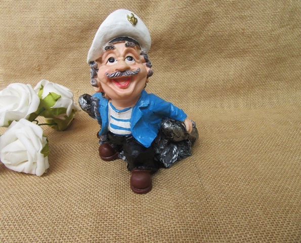1Pc Working Pirate Statue Figures Decoration Room Display - Click Image to Close