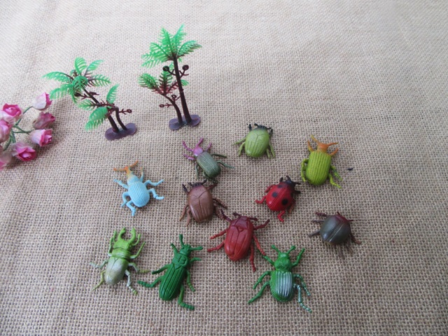6Packs Insects Toys Collectible Insect Plastic Toys Assorted - Click Image to Close