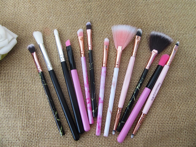 12Pcs Make Up Blending Brush MakeUp Cosmetic Tool Assorted - Click Image to Close