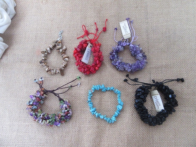 10Pcs Fashion Gemstone Chips Beaded Bracelet Assorted Design - Click Image to Close