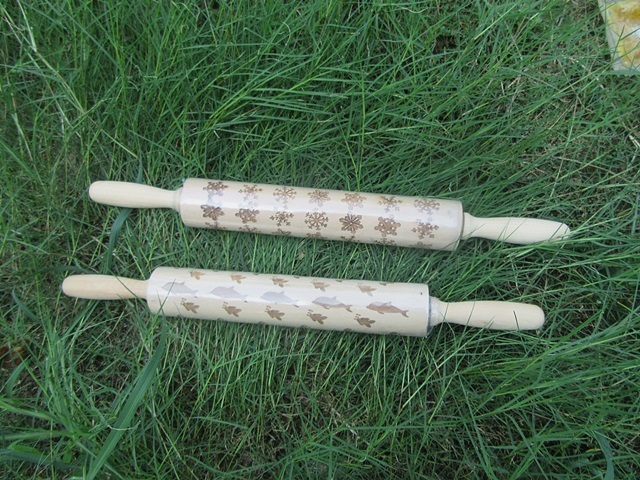 1Pc Wooden Embossing Rolling Pin Baking Biscuit Cookies Cake Rol 1Pc Wooden Embossing Rolling Pin Baking Biscuit Cookies Cake Rol